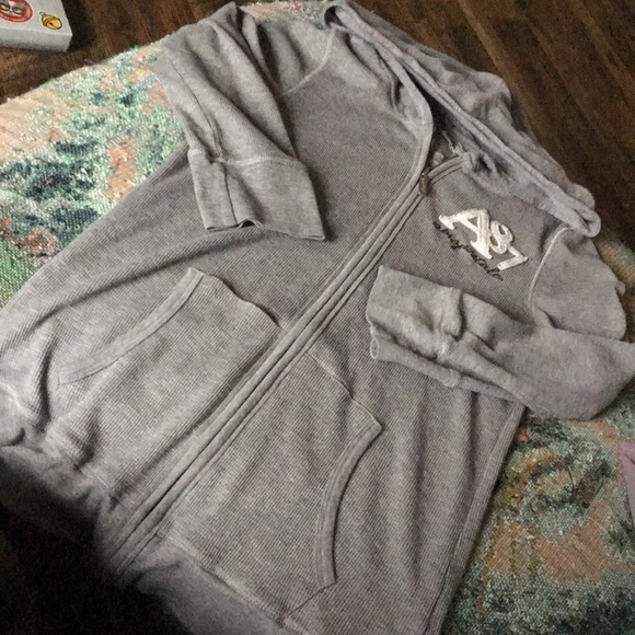 DONATED - Picture 3 of 7